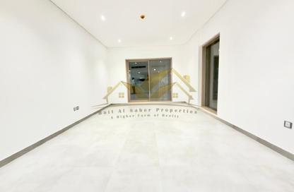 Apartment - 2 - 3 for rent in Jumeirah Garden City - Al Satwa - Dubai