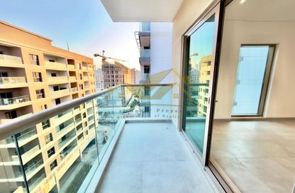 Apartment - 2 - 3 for rent in Jumeirah Garden City - Al Satwa - Dubai