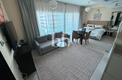 Apartment - Studio - 1 Bathroom for rent in The Royal Oceanic - Dubai Marina - Dubai