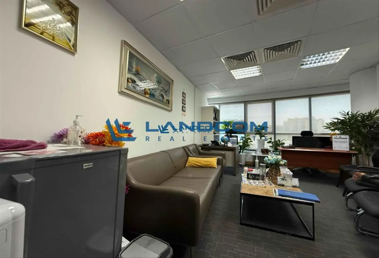 165580835 - Property Main Image