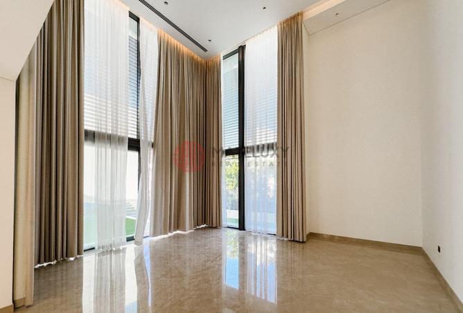 75021180 - Property Image 2