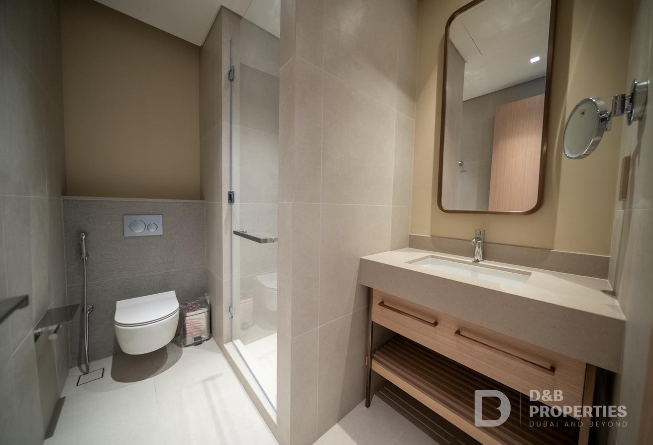 BURJ KHALIFA VIEW | MAID ROOM | LOWER FLOOR photo 20