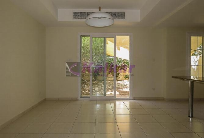 53572948 - Property Main Image