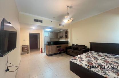 Apartment - Studio - 1 for rent in Burj Al Nujoom - Downtown Dubai - Dubai Apartment - Studio - 1 for rent in Burj Al Nujoom - Downtown Dubai - Dubai