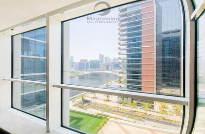 Office Space - Studio - 1 for sale in Lake Central - Business Bay - Dubai
