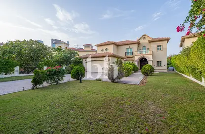 Villa - 4 Bedrooms - 5 Bathrooms for sale in Garden Hall - European Clusters - Jumeirah Islands - Dubai