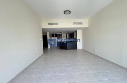 Apartment - 2 Bedrooms - 3 Bathrooms for rent in Building 113 - Contemporary Cluster - Discovery Gardens - Dubai