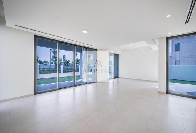 92713230 - Property Image 2