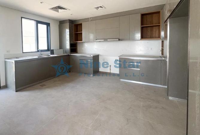 98696145 - Property Image 2