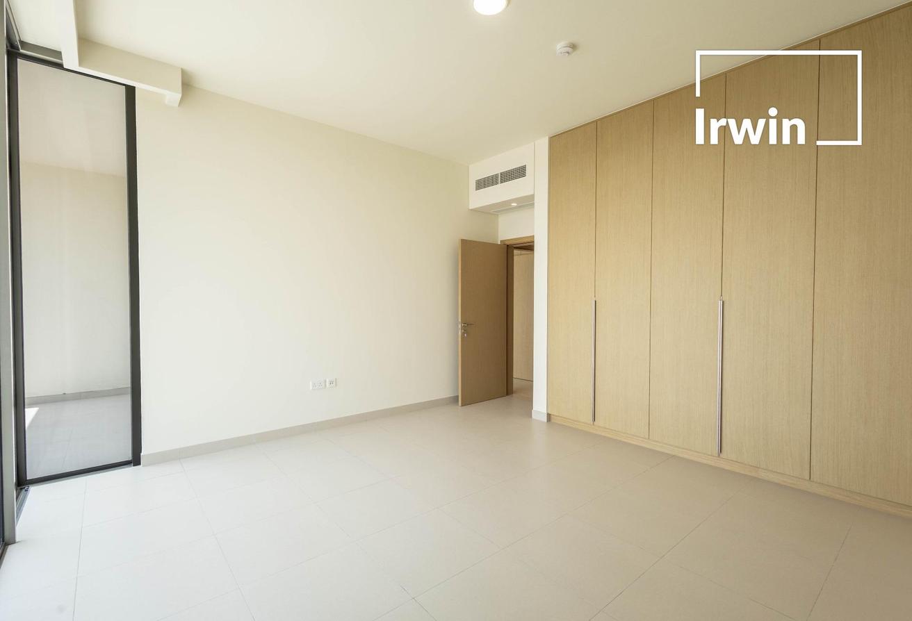 Close To Amenities | Large Basement | Vacant photo 26