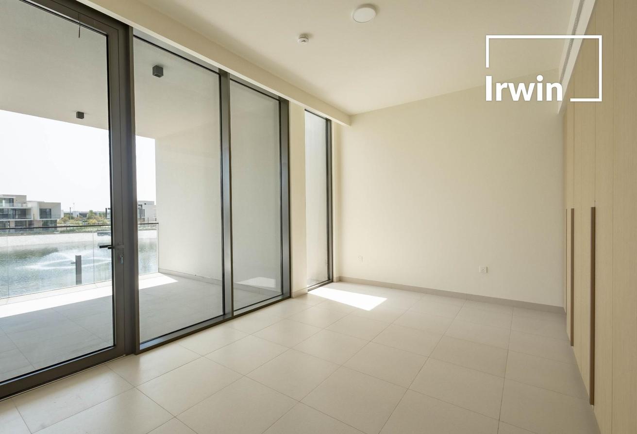 Close To Amenities | Large Basement | Vacant photo 22