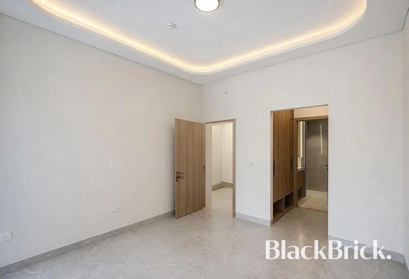 Unfurnished|Prime location|Balcony|Brand new 2BR photo 6