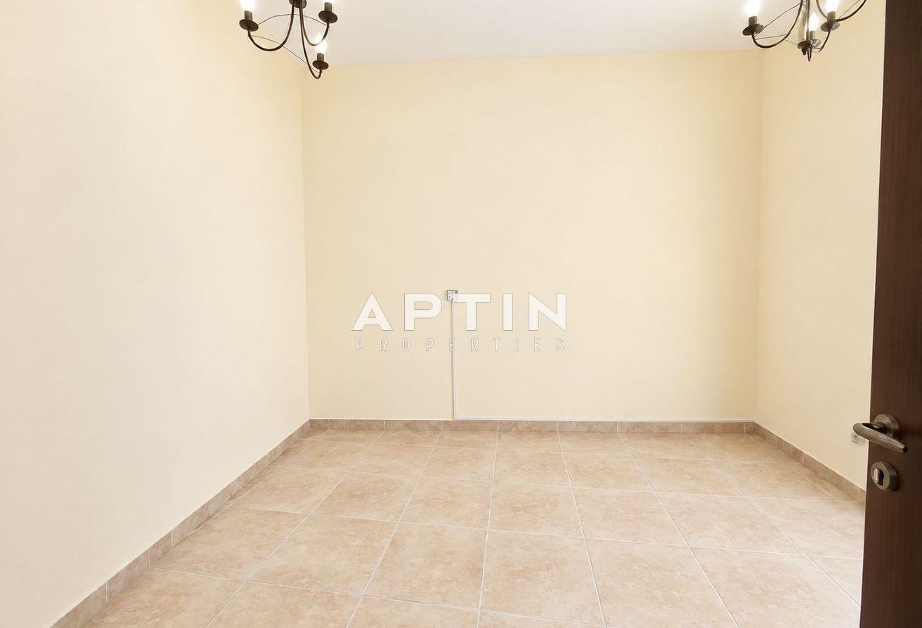 1BHK | 1 Bath | Closed Kitchen | Unfurnished photo 2