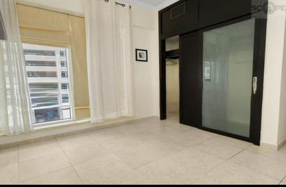 Apartment - 1 - 1 for rent in Al Majara 1 - Al Majara Towers - Dubai Marina - Dubai Apartment - 1 - 1 for rent in Al Majara 1 - Al Majara Towers - Dubai Marina - Dubai