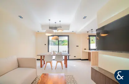 فيلا - 2 غرف نوم - 3 حمامات للبيع في الينابيع 9 - الينابيع - دبي