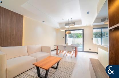 Villa - 2 Bedrooms - 3 Bathrooms for sale in Springs 9 - The Springs - Dubai