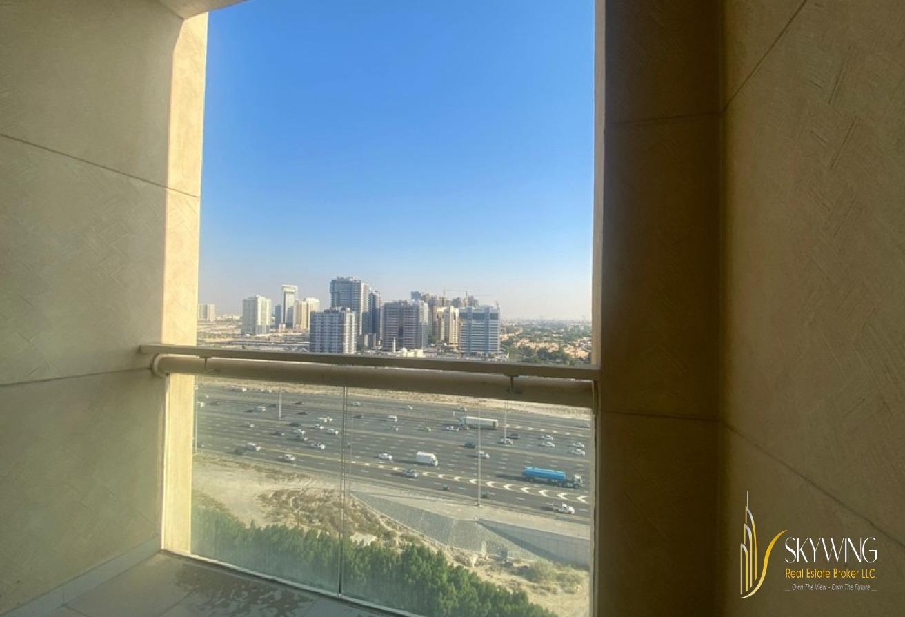 SPACIOUS 1BR | BALCONY | HIGH FLOOR photo 6