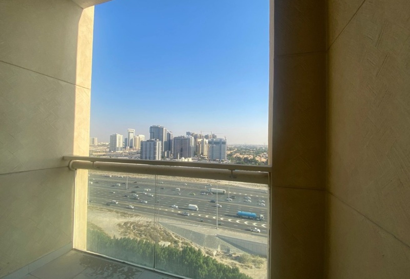 SPACIOUS 1BR | BALCONY | HIGH FLOOR gallery image