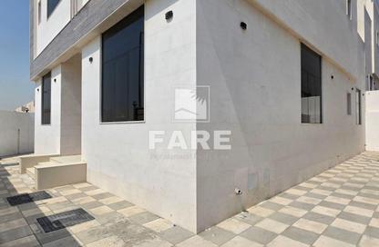 Villa - 4 - 6 for sale in Al Hooshi Villas - Hoshi - Al Badie - Sharjah