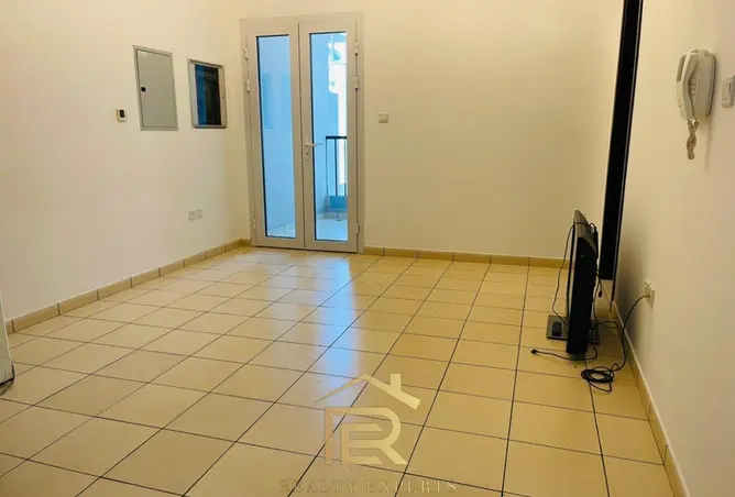 104670464 - Property Image 2