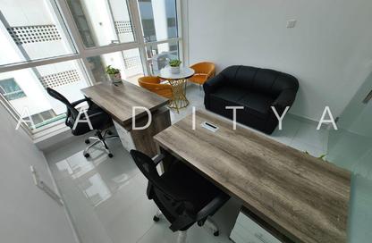 Office Space - Studio - 1 Bathroom for rent in Aspin Tower - Sheikh Zayed Road - Dubai