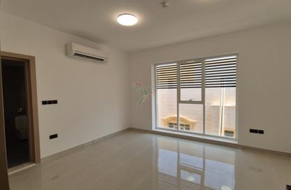 Apartment - 1 Bedroom - 1 Bathroom for rent in Civic Center - Al Jimi - Al Ain