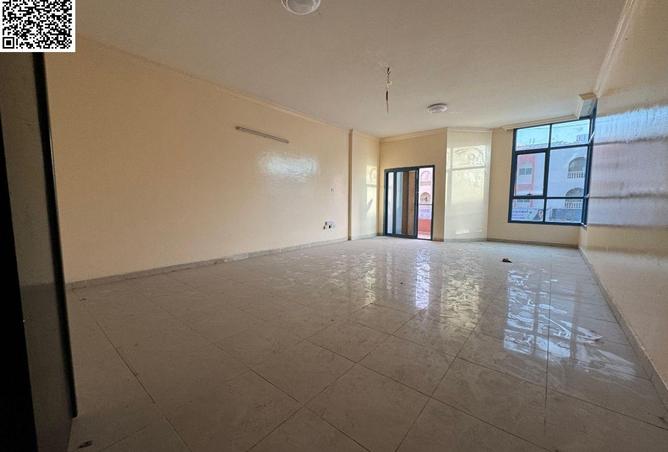 76585475 - Property Main Image