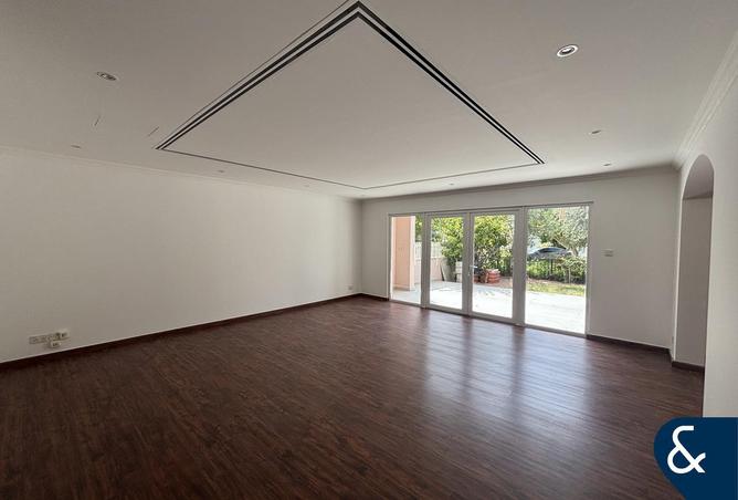 15835200 - Property Image 3