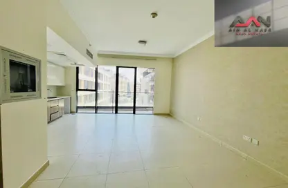 Apartment - 1 Bathroom for rent in Al Multaqa Avenue - Mirdif Hills - Mirdif - Dubai