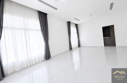 Villa - 4 - 5 for rent in Nad Al Sheba Villas - Nad Al Sheba 3 - Nad Al Sheba - Dubai