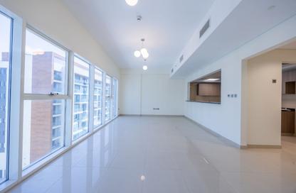 Apartment - 3 - 5 for rent in Al Hammadi Building - Al Raha Beach - Abu Dhabi
