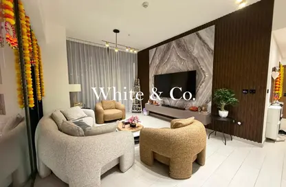 شقة - 2 غرف نوم - 3 حمامات للبيع في بن غاطي عنبر - منطقة 11 - قرية جميرا الدائرية - دبي