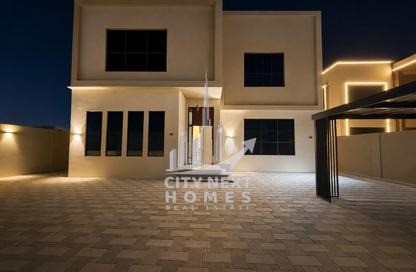 Villa - 5 Bedrooms - 7 Bathrooms for rent in Al Aweer 1 - Al Aweer - Dubai