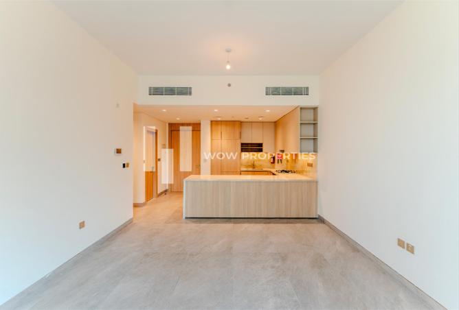 Modern 2BR Apartment | City & Park Views | Vacant photo 2