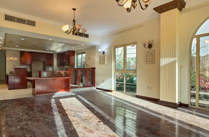 Villa - 4 Bedrooms - 5 Bathrooms for sale in Cluster 49 - Jumeirah Islands - Dubai