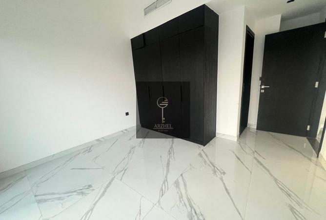 116818023 - Property Image 2