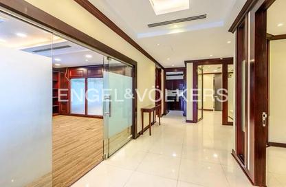 Office Space - Studio - 1 for rent in Emaar Square Building 2 - Emaar Square - Downtown Dubai - Dubai
