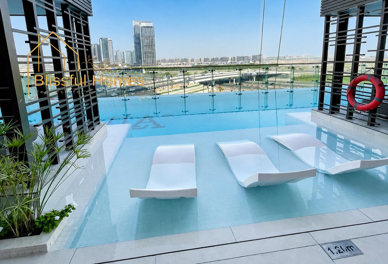 Luxury 1BHK | Open View | Cinema and Playground photo 22