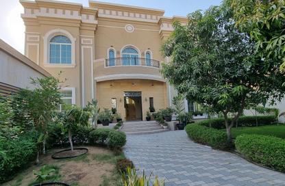 Villa - 5 Bedrooms - 7 Bathrooms for rent in Umm Suqeim 2 Villas - Umm Suqeim 2 - Umm Suqeim - Dubai