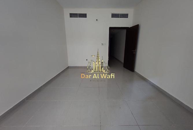 111842991 - Property Image 3