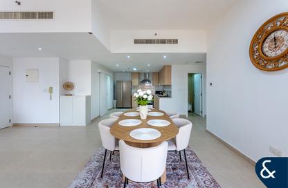 Apartment - 3 Bedrooms - 4 Bathrooms for sale in Rimal 5 - Rimal - Jumeirah Beach Residence - Dubai