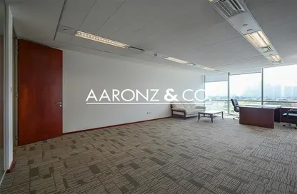 Office Space - Studio for rent in Emaar Business Park Building 1 - Emaar Business Park - Sheikh Zayed Road - Dubai