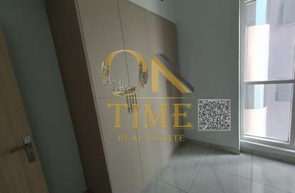 Apartment - 2 Bedrooms - 2 Bathrooms for rent in Corniche Tower - Ajman Corniche Road - Ajman Apartment - 2 Bedrooms - 2 Bathrooms for rent in Corniche Tower - Ajman Corniche Road - Ajman