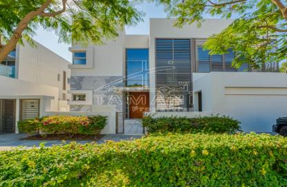 Villa - 5 - 7+ for rent in District One Villas - District One - Mohammed Bin Rashid City - Dubai