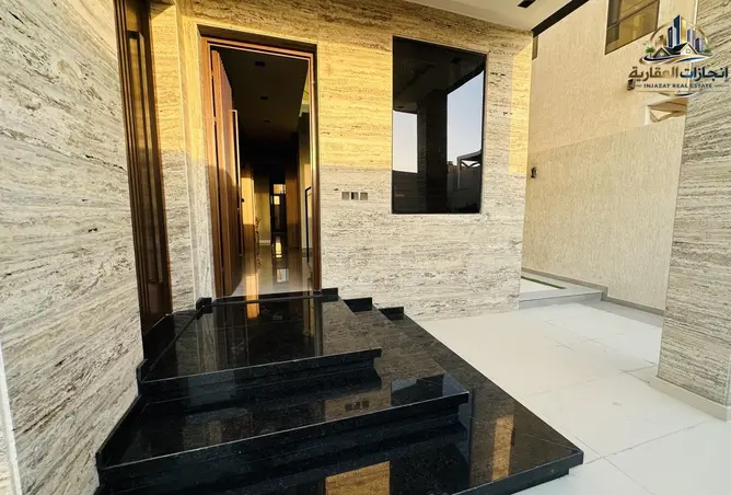145967007 - Property Image 3