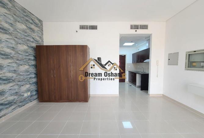 Studio Apartment | Near Emirates Tower photo 2