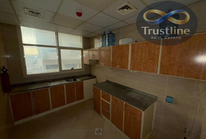 67829339 - Property Image 2