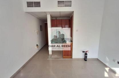 شقة - 1 للايجار في شارع التعاون الجديد - التعاون - الشارقة شقة - 1 للايجار في شارع التعاون الجديد - التعاون - الشارقة