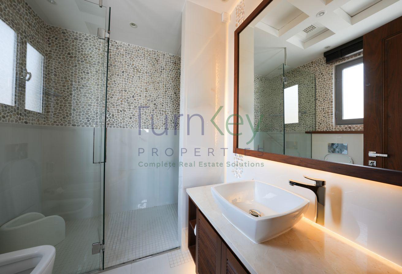 FULLY RENOVATED 5 BR I EXTENDED PLOT I FURNISHED photo 19