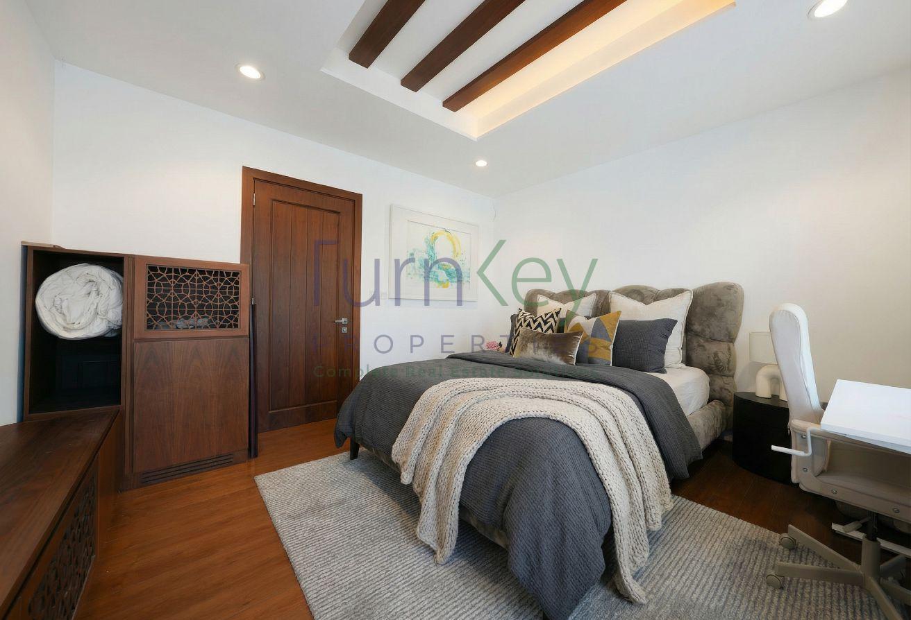 FULLY RENOVATED 5 BR I EXTENDED PLOT I FURNISHED photo 23